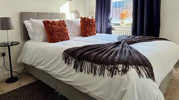 1 bedroom, iron/ironing board, travel cot, free WiFi