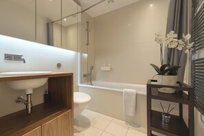 Haartrockner, Handtücher