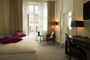 Business Double Room | In-room safe, desk, laptop workspace, free WiFi - Hotel Residenz am Königsplatz (Speyer)