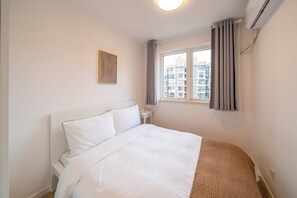 Superior Apartment, 3 Bedrooms, Kitchen, City View