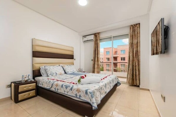 3 habitaciones, tabla de planchar con plancha y wifi gratis