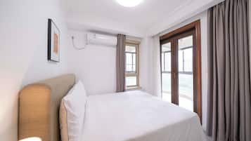 Superior Apartment, 1 Bedroom, Kitchen, City View | Free WiFi