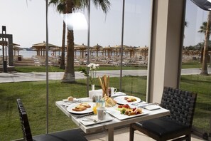 Desayuno buffet incluido todos los días