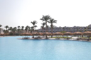 Outdoor pool - Xanadu Club Makadi Bay - High Class All Inclusive (Makadi Bay)