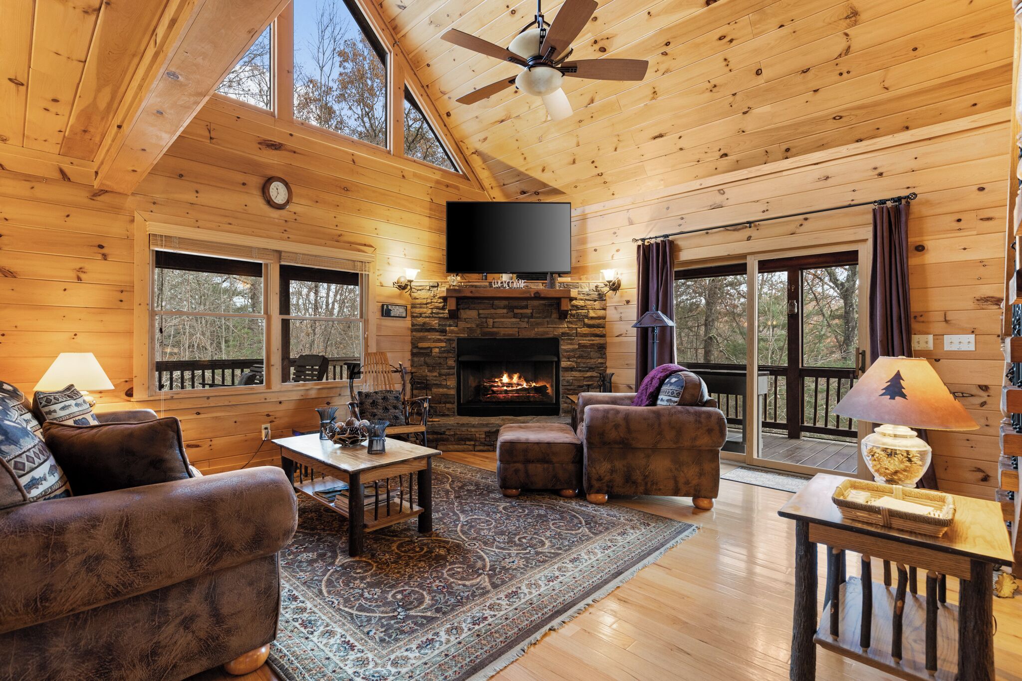 TV connectée, cheminée, imprimantes