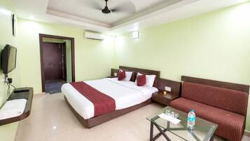 Ropa de cama hipoalergénica, escritorio, wifi gratis