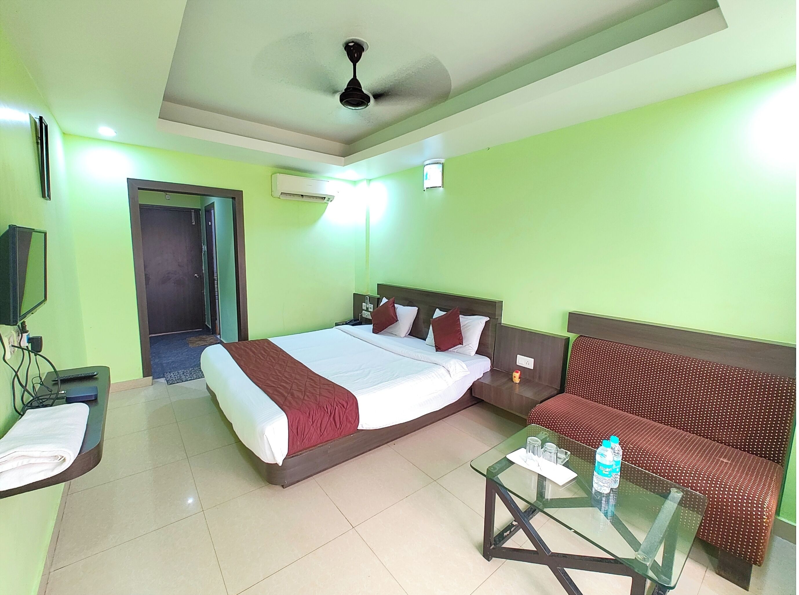 Allergiatestatut vuodevaatteet, työpöytä, ilmainen Wi-Fi