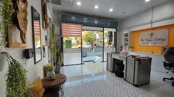 Meja sambut tetamu