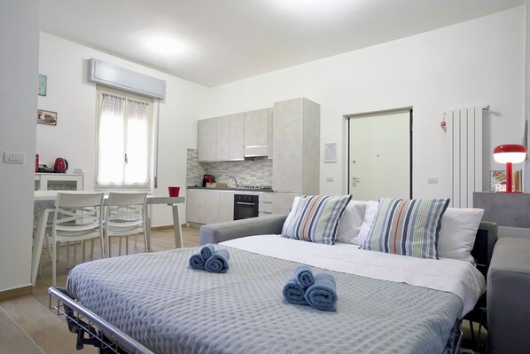 2 Schlafzimmer, Schreibtisch, Bügeleisen/Bügelbrett, kostenloses WLAN