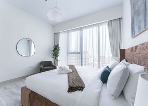 3 quartos, ferros/tábuas de passar roupa, Wi-Fi, roupa de cama