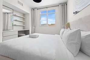 Iron/ironing board, WiFi, bed sheets - StayShort - Stylish Arabian Ranches Villa for 9 Near Golf with Private Pool! (Arabian Ranches)