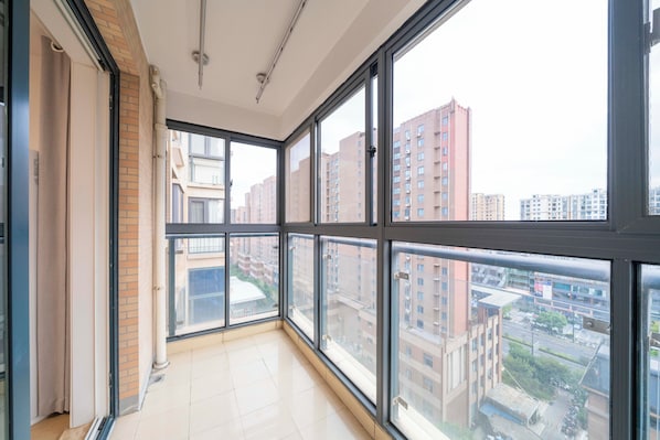 Superior Apartment, 3 Bedrooms, Kitchen, City View | Balcony
