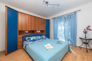 4 Schlafzimmer, Bügeleisen/Bügelbrett, Reisekinderbett, kostenloses WLAN