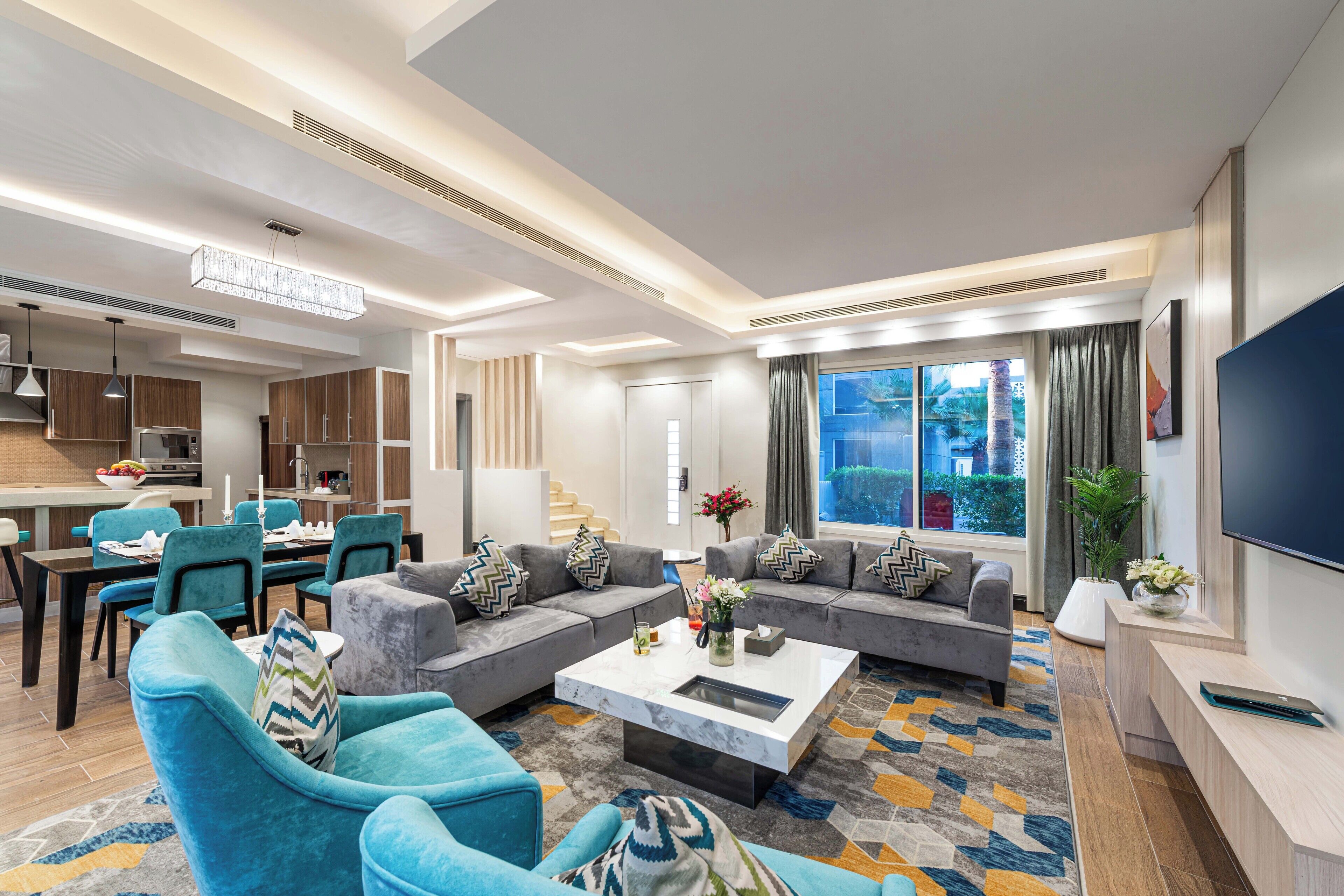 Familjevilla - utsikt mot trädgården - vid poolen | Strykjärn/strykbräda och gratis wi-fi