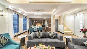 Biệt thự dành cho gia đình, quang cảnh vườn, cạnh hồ bơi | Bàn ủi/dụng cụ ủi quần áo, truy cập Internet không dây miễn phí