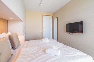 House | 2 bedrooms, bed sheets