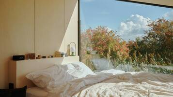 Raus | Cabins mit Feldblick + Saunazugang | Laptopgeeigneter Arbeitsplatz, Verdunkelungsvorhänge, kostenloses WLAN