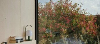 Raus | Cabins mit Feldblick + Saunazugang