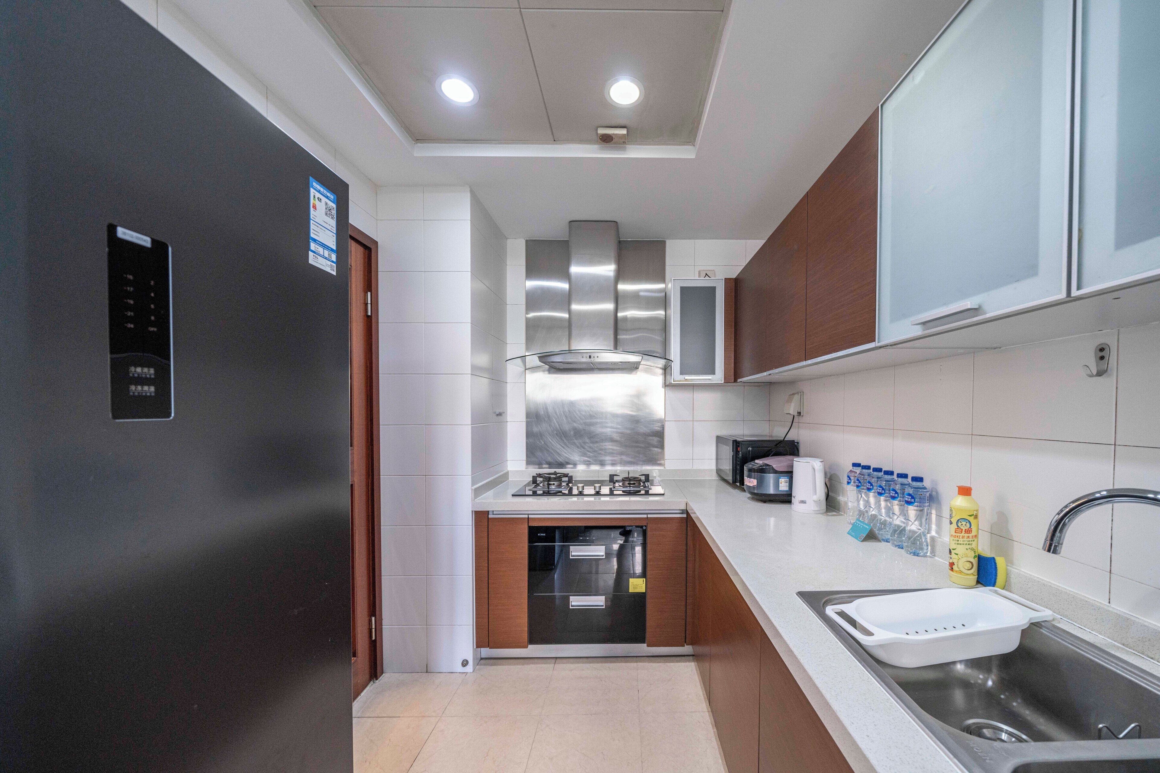 Superior Apartment, 3 Bedrooms, Kitchen, City View | Private kitchenette