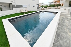 Utomhuspool