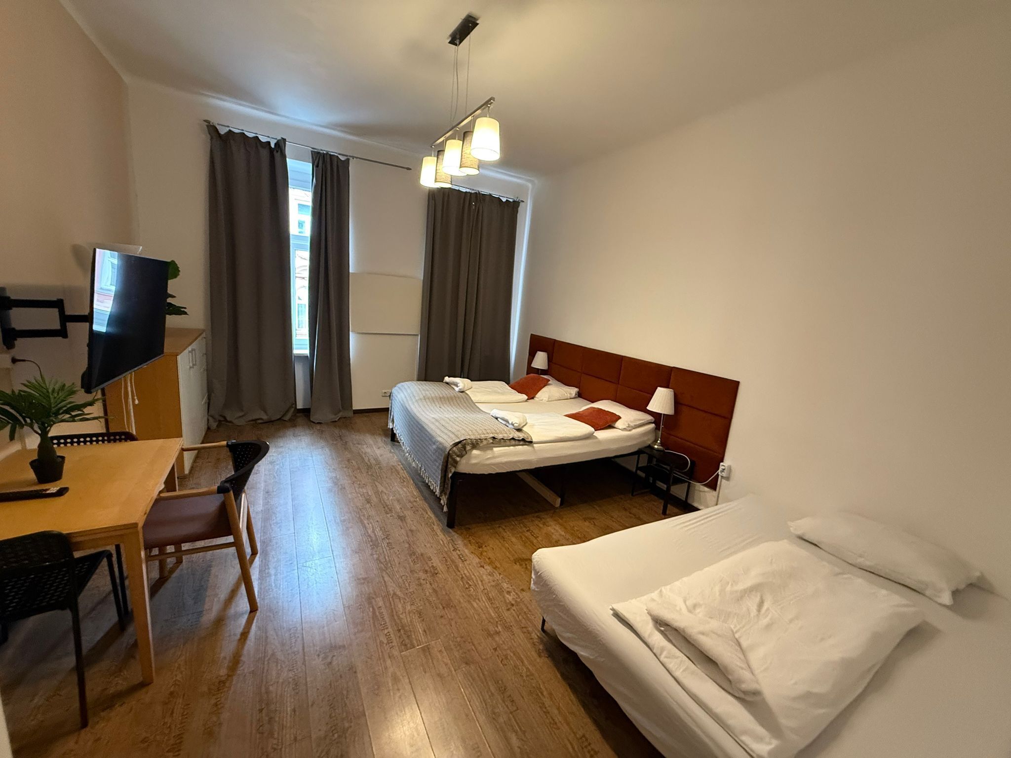 Eenvoudig appartement | Een strijkplank/strijkijzer, gratis wifi