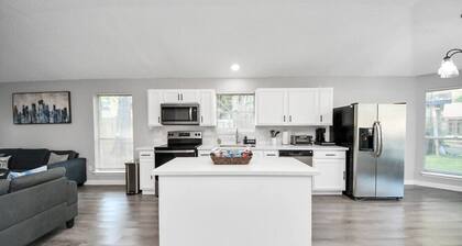 Spacious 3-Bed Single-Story in Pecan Grove, Richmond, TX.