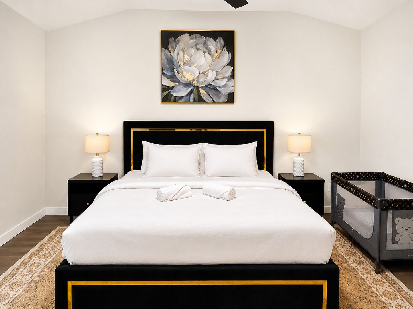 3 bedrooms, desk, iron/ironing board, WiFi