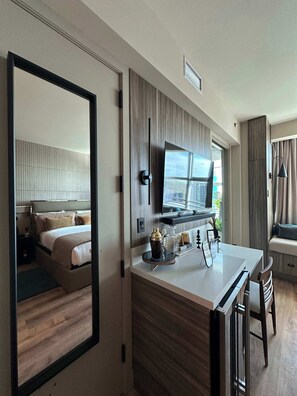 1 habitación, tabla de planchar con plancha, wifi y ropa de cama 