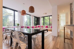 Dining - MOT + El Salvador 4678 - Superb House in Plaza Armenia (Buenos Aires)