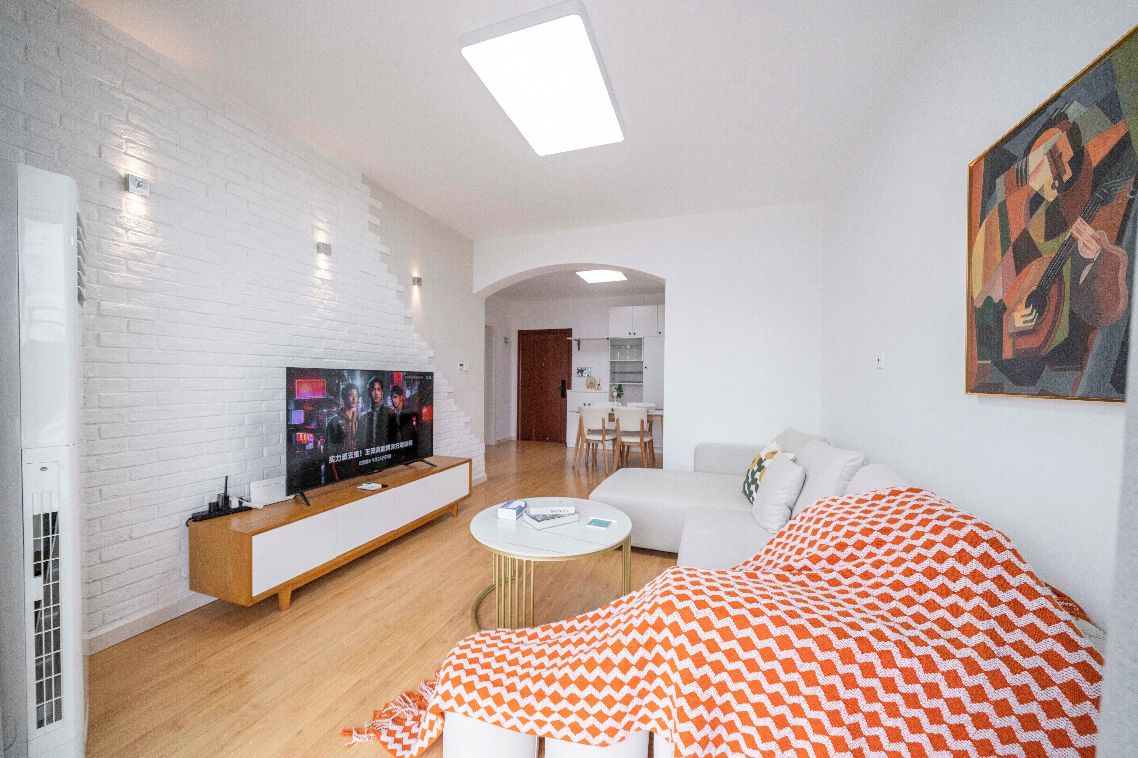 Superior Apartment, 2 Bedrooms, Kitchen, City View | Living room | 55-inch Smart TV with cable channels