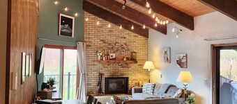 Cozy CB Condo Close to Ski Resort and Hiking/Biking