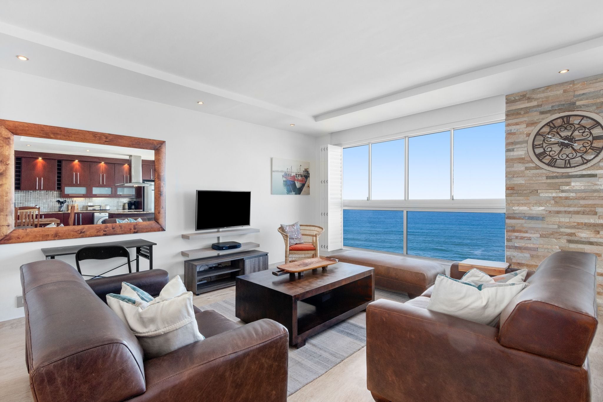 Apartment (3 Bedrooms) | Front of property