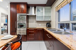 Apartment (3 Bedrooms) | Interior - Sea Spray C101 (Cape Town)