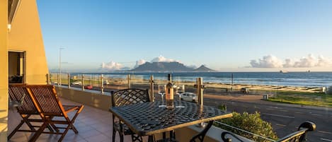Apartment (3 Bedrooms) | Front of property