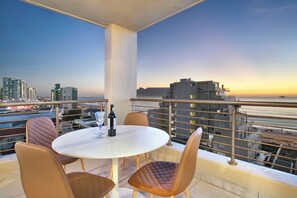 Interior - Ocean View A603 (Cape Town)