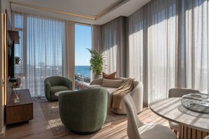 Living area - Horizon Aparthotel by Totalstay (Cape Town)