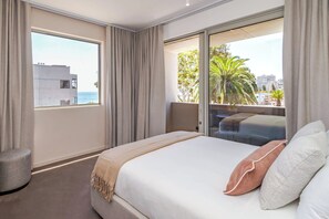 Superior Apartment, 2 Bedrooms, Balcony | In-room safe, iron/ironing board, free WiFi - Horizon Aparthotel by Totalstay (Cape Town)