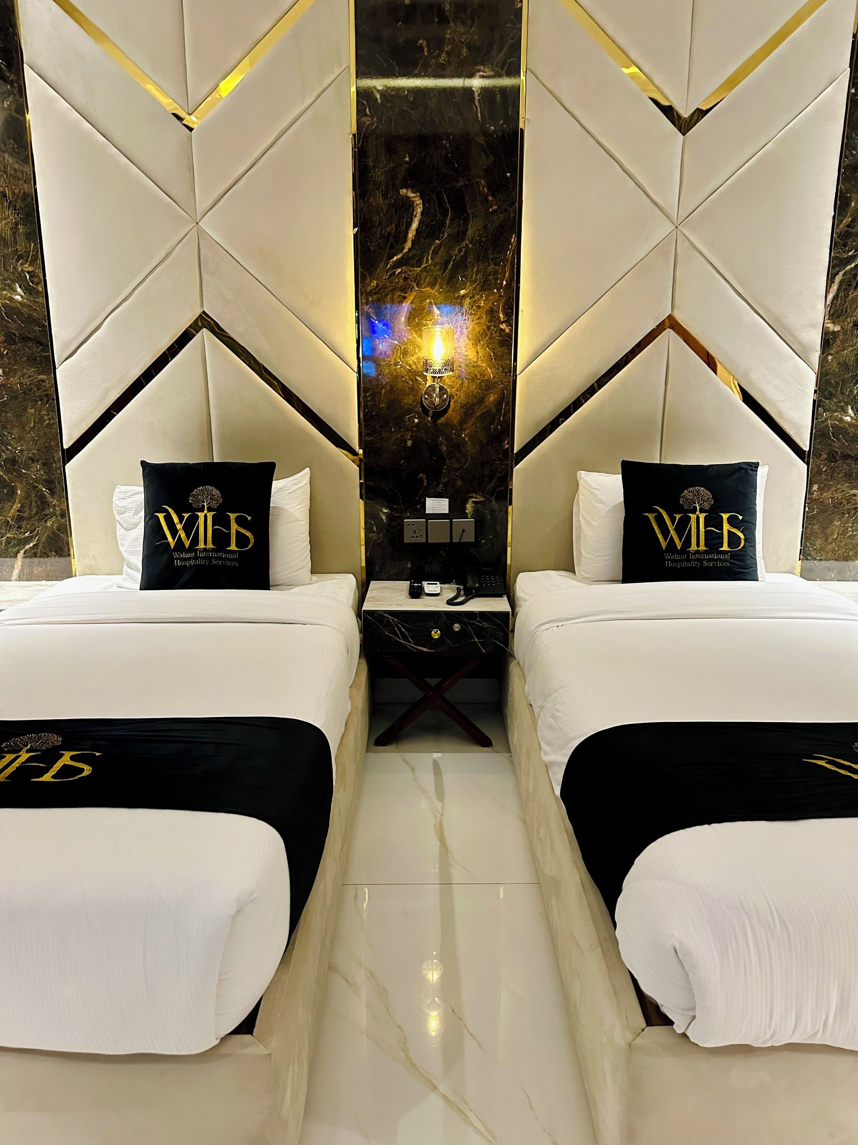 Superior Twin Room | Desk, soundproofing, free WiFi, bed sheets