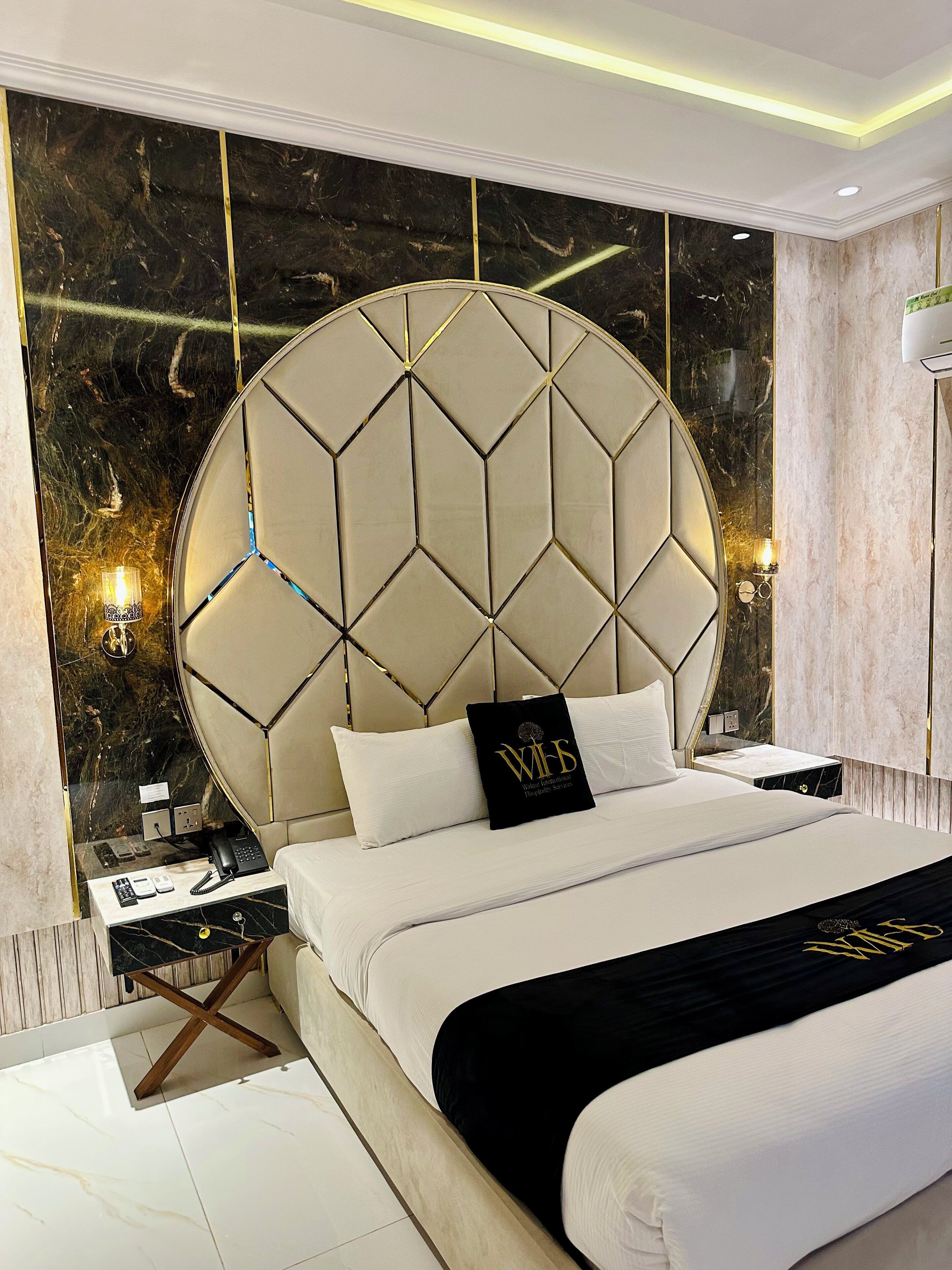 Kamar Double Eksekutif | Meja kerja, kedap suara, Wi-Fi gratis, dan seprai linen