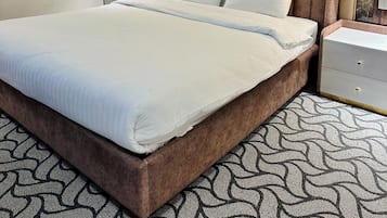 Familien-Suite | Schreibtisch, schallisolierte Zimmer, kostenloses WLAN, Bettwäsche