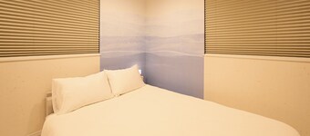 Ideal as a base for sightseeing in Tokyo / Modern Japanese-style house for rent in Tokyo surrounded by cherry blossoms and Fuji / Max. 10 people, babies and children welcome / Direct connection from Shinjuku and Shibuya: 8 min.