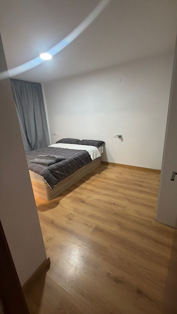 Chambre Double, vue cour intérieure