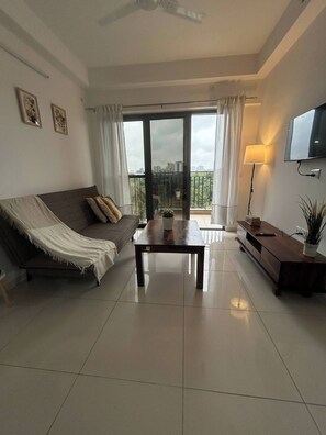 Living area - Ena by StayVio – Amanora Park Town, Hadapsar, Pune (Pune)
