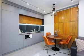 Superior Apartment, 1 Bedroom | Private kitchen