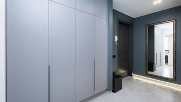 Pintu masuk interior