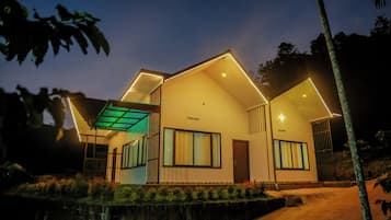 Fachada da propriedade