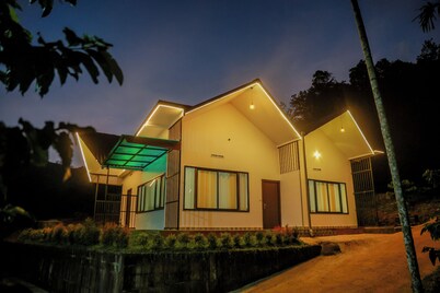 Prakrithi Luxe Retreat