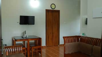 Basic Villa | Living area
