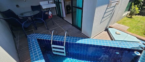 豪華公寓 | 泳池 | 室外泳池