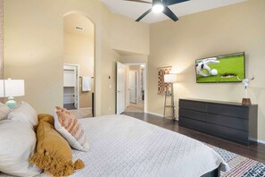4 bedrooms, desk, iron/ironing board, travel cot